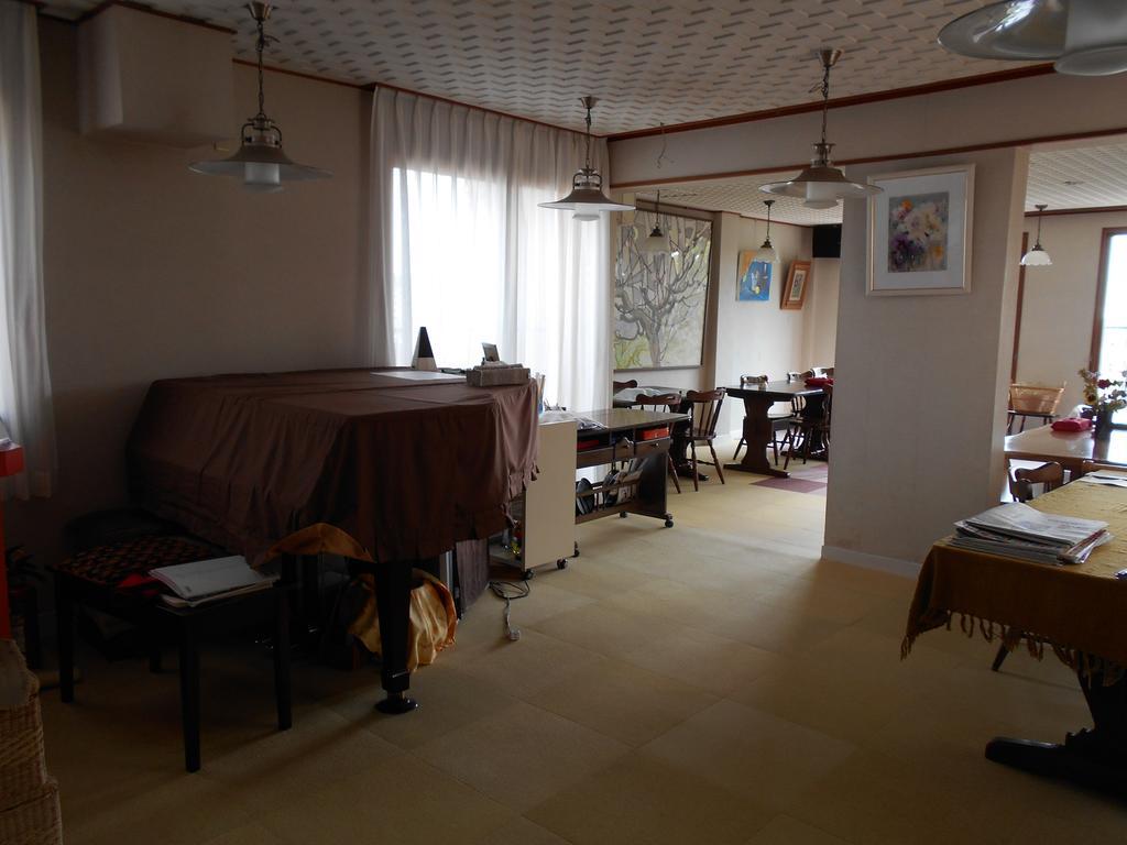 Orange Bed & Breakfast Gamagori